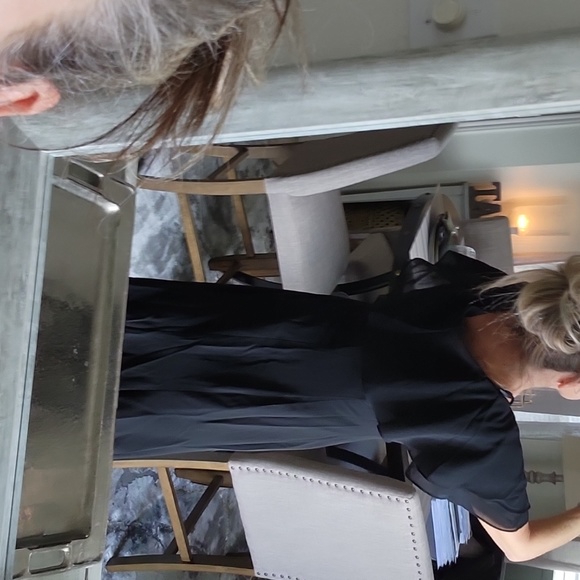 Liz Claiborne $5 - Picture 6 of 10